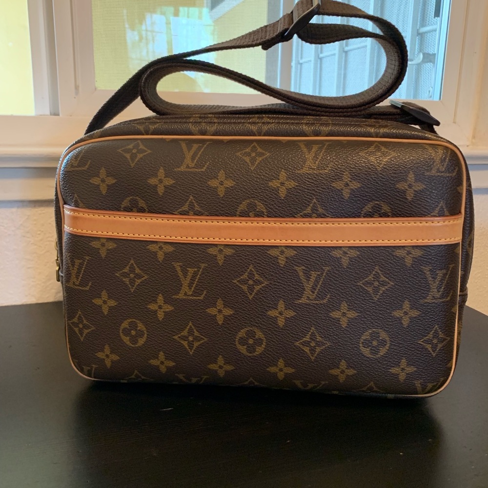Louis Vuitton Reporter PM